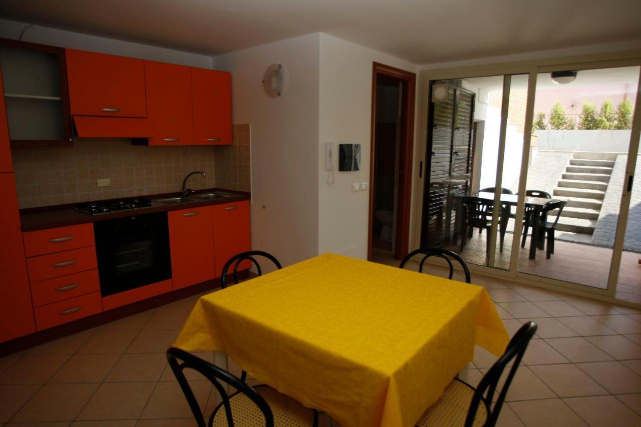 Residence Gualtieri Sant'Andrea Apostolo dello Ionio Exteriér fotografie
