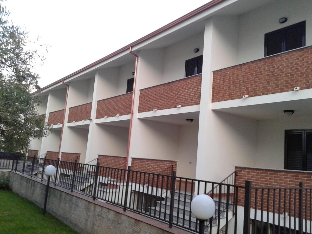 Residence Gualtieri Sant'Andrea Apostolo dello Ionio Exteriér fotografie